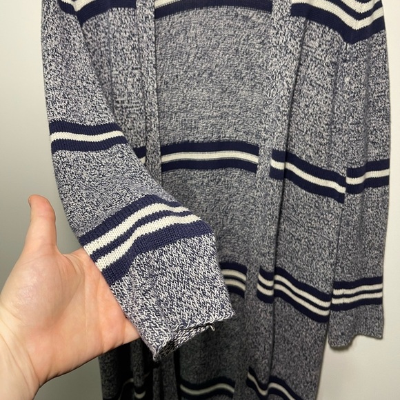 Aerie Navy striped Floor Length women’s cozy knit cardigan in L - Picture 2 of 8